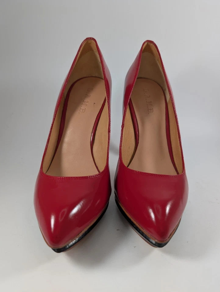 Sapatos bomba plataforma salto alto couro vermelho L.A.M.B. Tamanho 8,5 M. Salto prata - Imagem 3 de 4