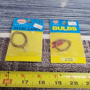 Model power bulbs 5 bulbs 2pks #145 and 10098 replacement bulbs red & clear 