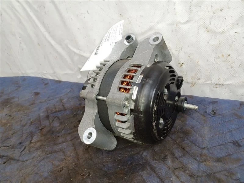 Alternador 220 Amp 12V 68391579AB para 21-23 Jeep Grand Cherokee WL 3.6L 2725382 Foto 3 de 3