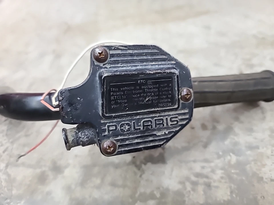 Polaris Sportsman 335 500 400 Oem Throttle Control & Handle Bar 2010158 - Image 2 of 4