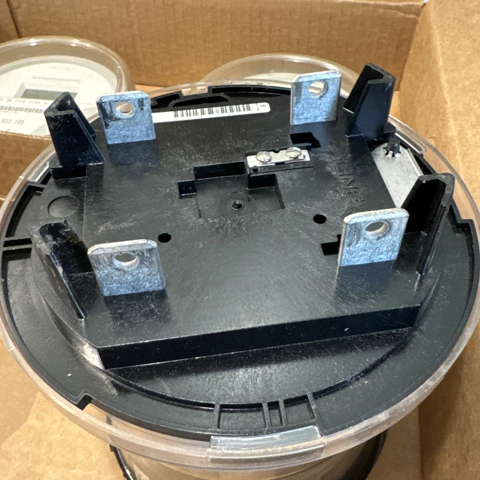 Lot of 4 Itron Centron CL200 240W 3W TYPE C1SX 30TA 1.0Kh 60hz WATTHOUR Meter - Image 3 of 3