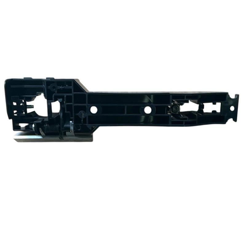 Platine poignée extérieure arrière gauche NISSAN Qashqai 3 J12 cassée ? Remplacer avec la pièce 826116U