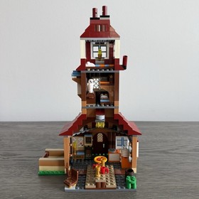 LEGO Harry Potter: The Burrow (4840) Building Set with Minifigures Retired 2010