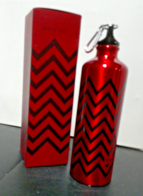 without tags Mary Kay Red and Black Water Bottle Prize