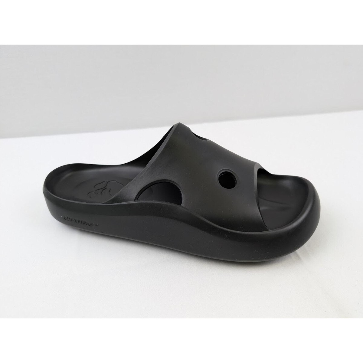 Off-White (オフ ホワイト) METEOR RUBBER SLIDER OFF-WHITE Meteor Rubber Slide Beige Men's