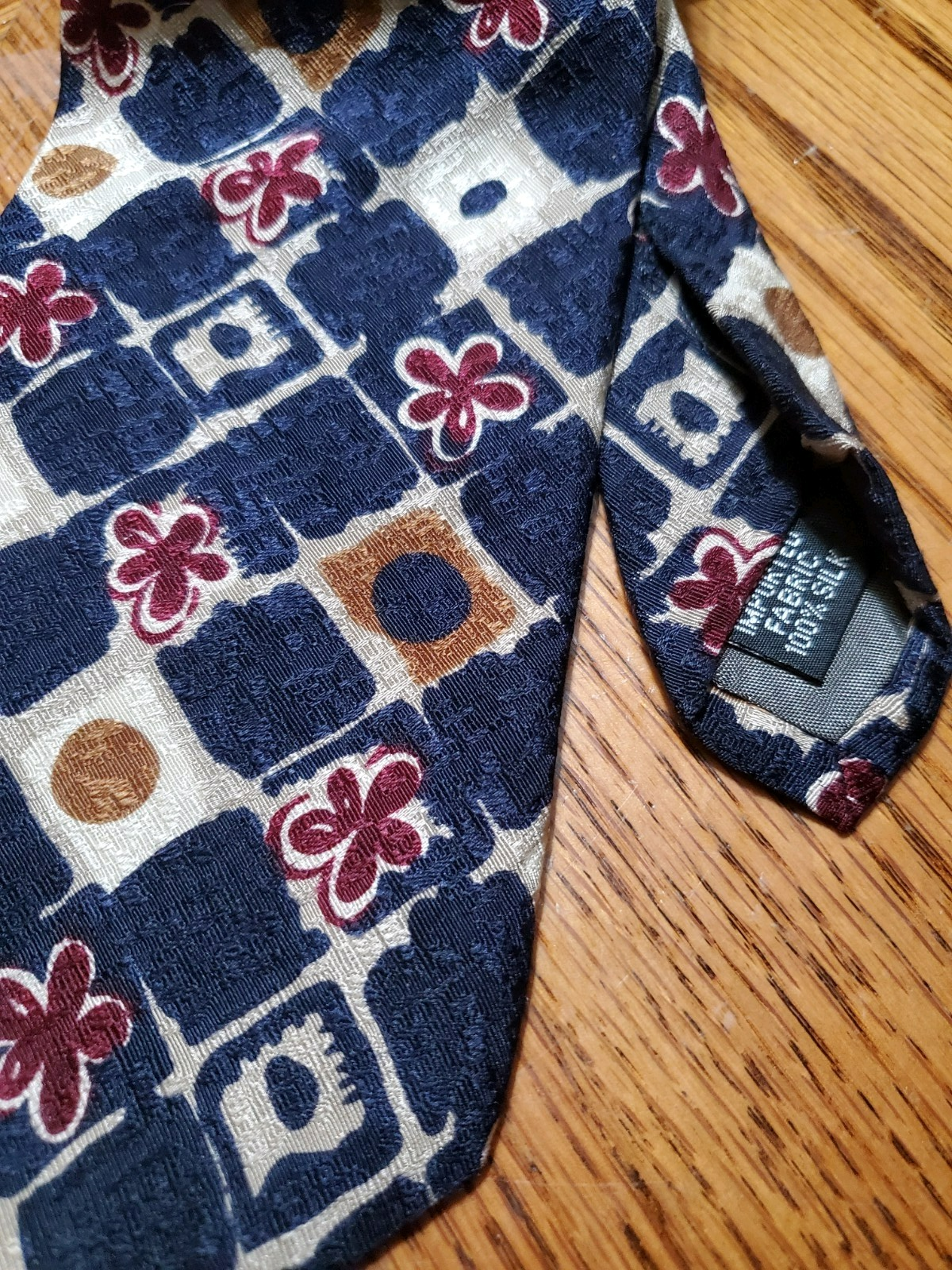 Picture 2 of 4