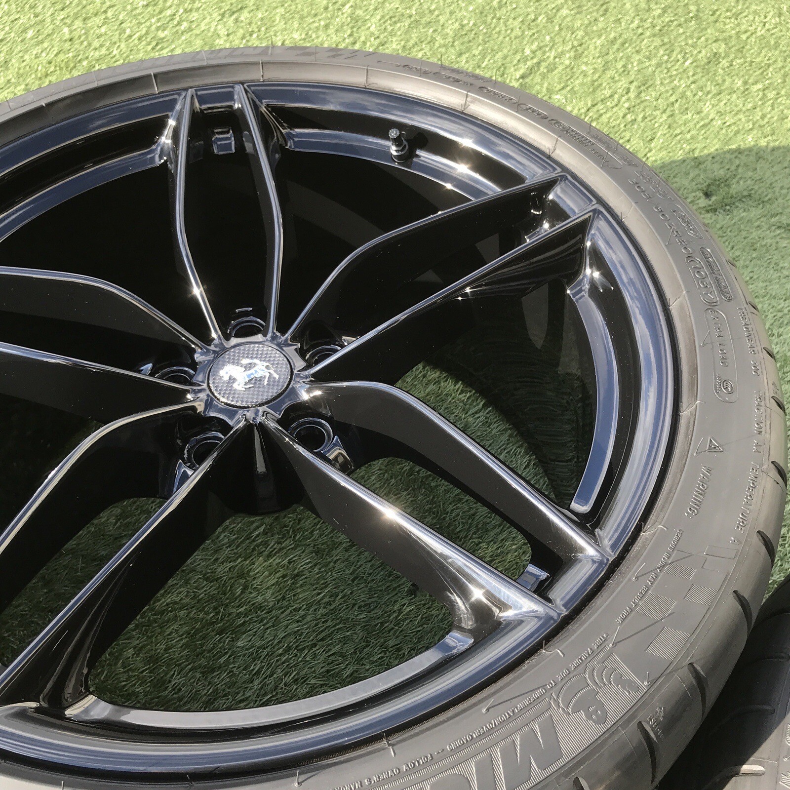 20" Ferrari 488GTB F8 Tributo Wheels Tires OEM Genuine Set 4 SPIDER 488 458