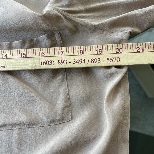 Trouve Women’s Long Sleeve 100 % Silk Blouse Size S Button Down Career Neutral - Picture 5 of 8