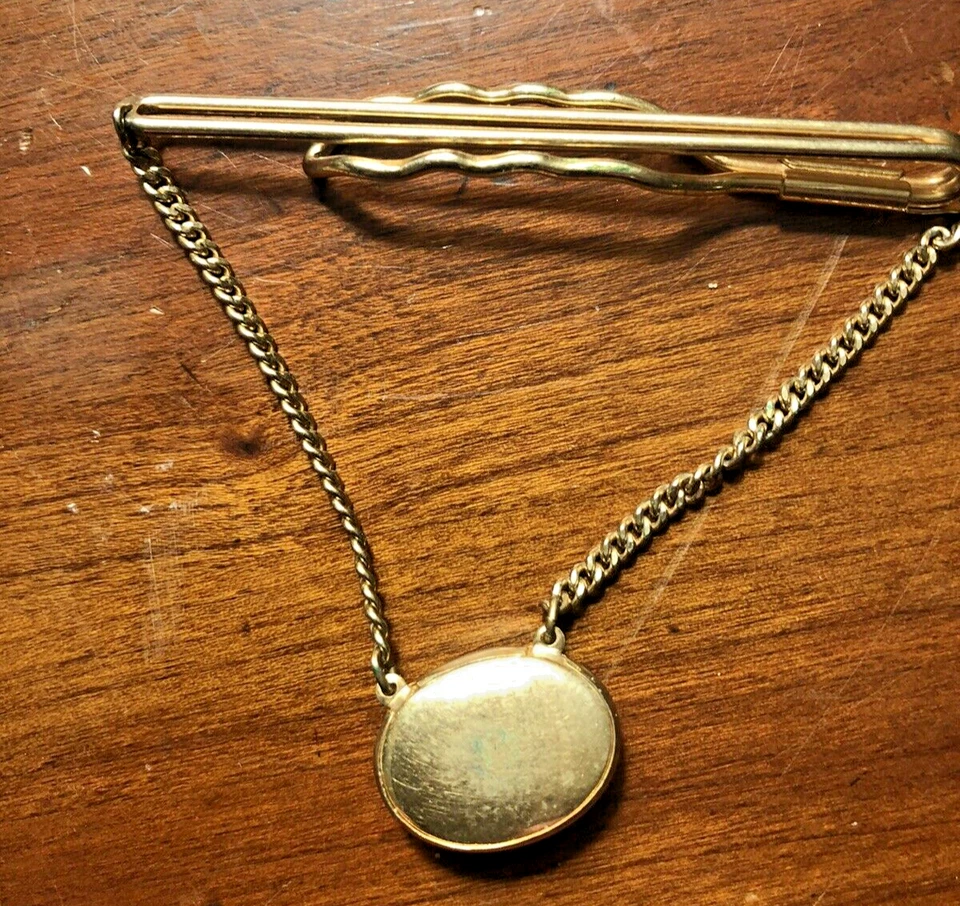 Antique Tie Clip Gold With Large Ruby Colored  Stone - Image 4 of 4