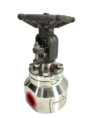 VOGT (FLOWSERVE) Flowserve VOGT Inconel 625 Gate Valve 1" NPT x SW Ends Class 800 (2000 WOG)