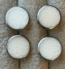 Lot of 4 Vintage DIG DUG Glass Buttons  Design Under Glass White Flower Set 1/2"