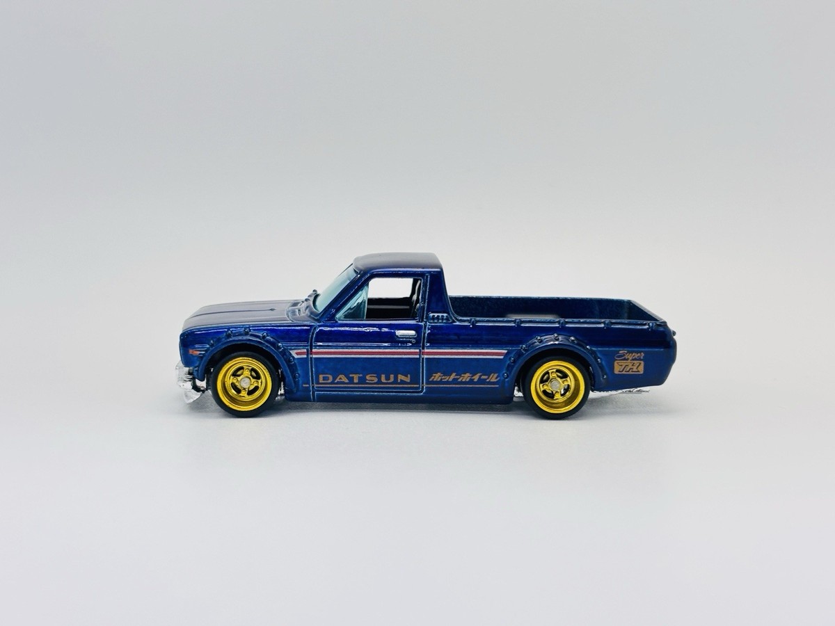 Hotwheels 2025 Super Treasure Hunt STH # '75 Datsun Sunny Truck