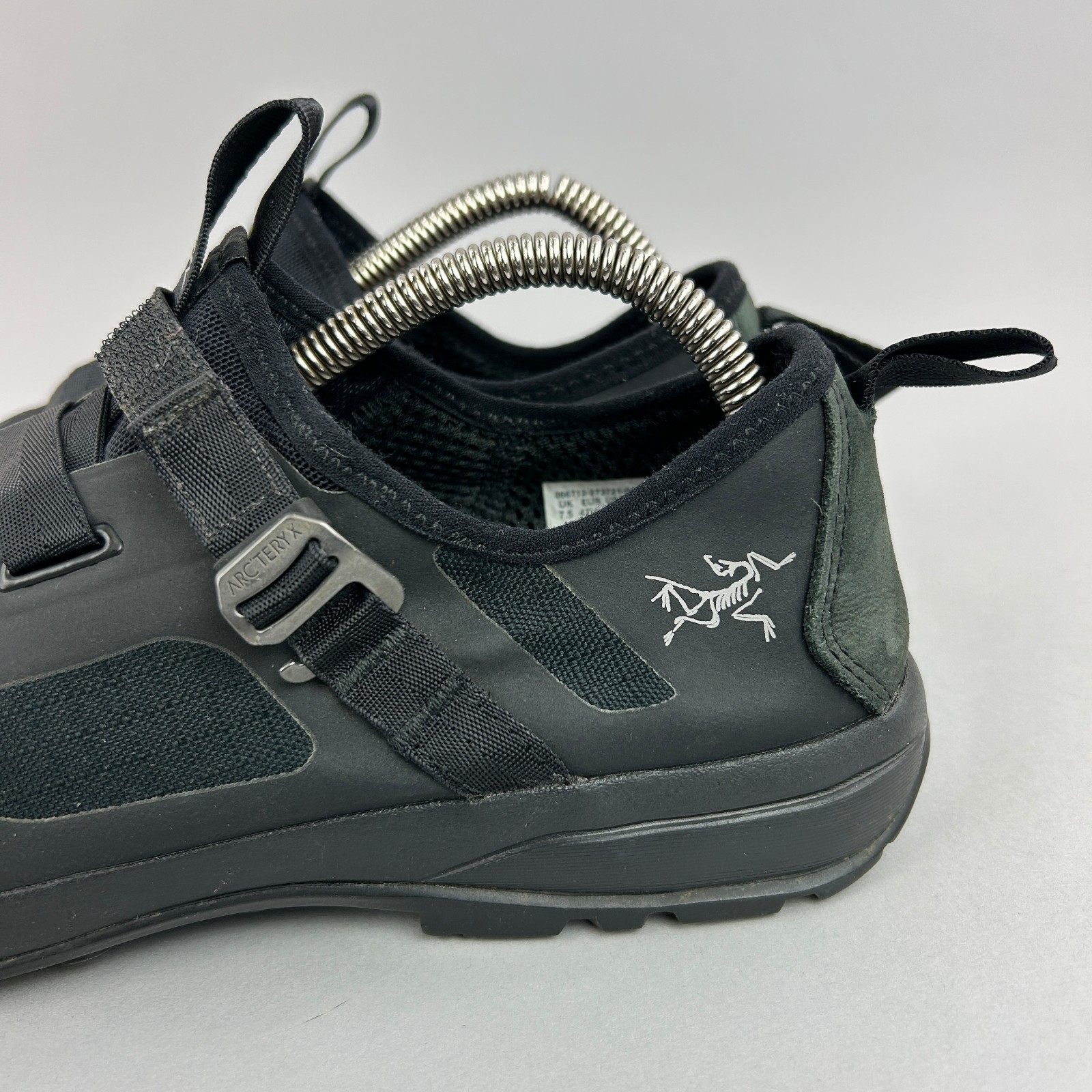 Arc’teryx Trainers Womens Size UK7.5 Arakys Approach Black Vibram Walking Shoes image 6