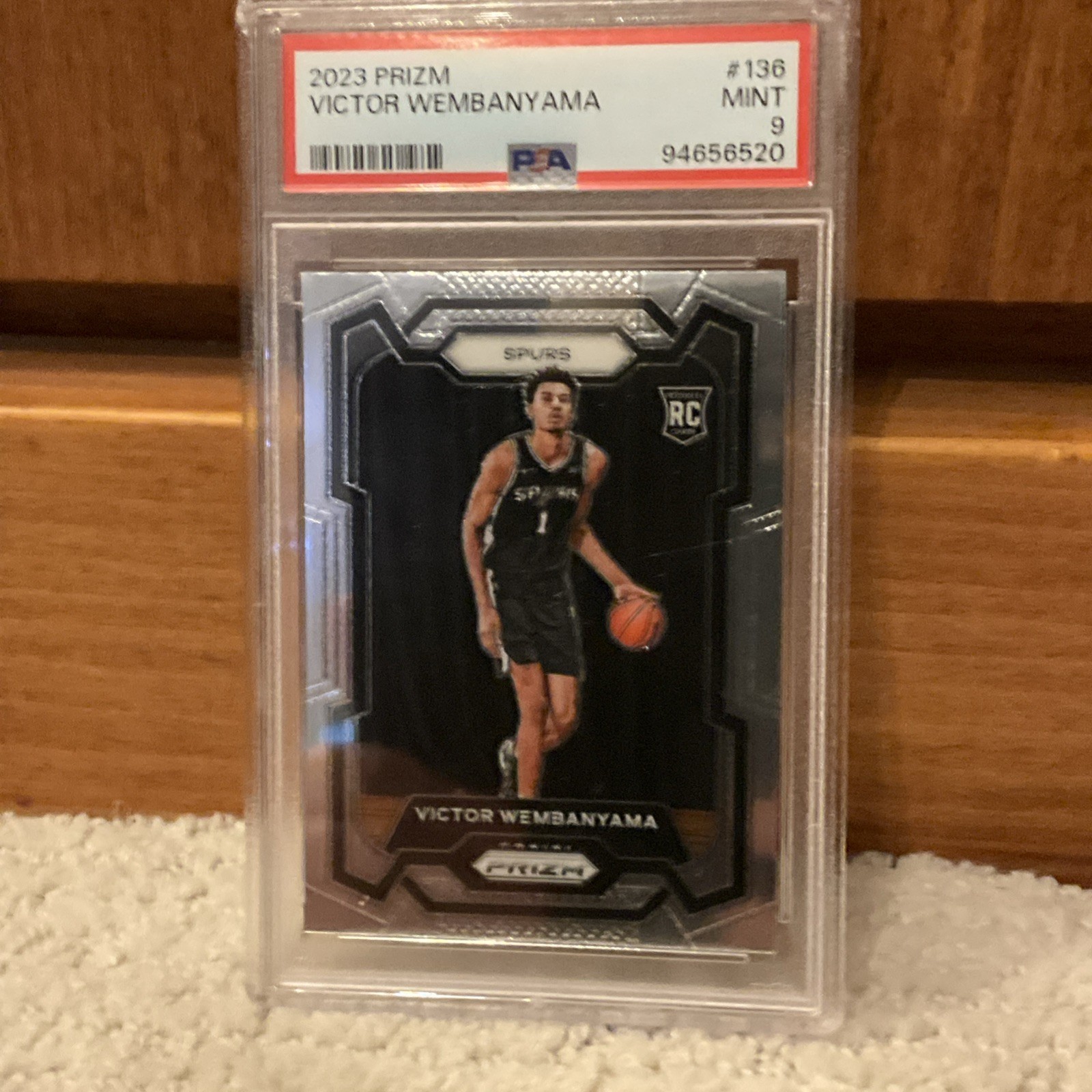 2023-24 Panini Prizm - Victor Wembanyama #136 (RC) PSA 9 view 9