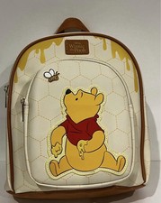NEW Disney Winnie the Pooh Medium Backpack Zipper Pockets 3D Honeybee Pooh Bear