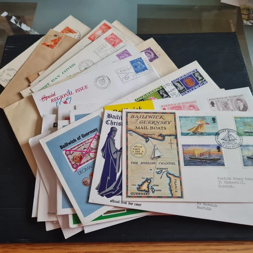 GUERNSEY 1940 TO 1971 32 FIRST DAY COVERS