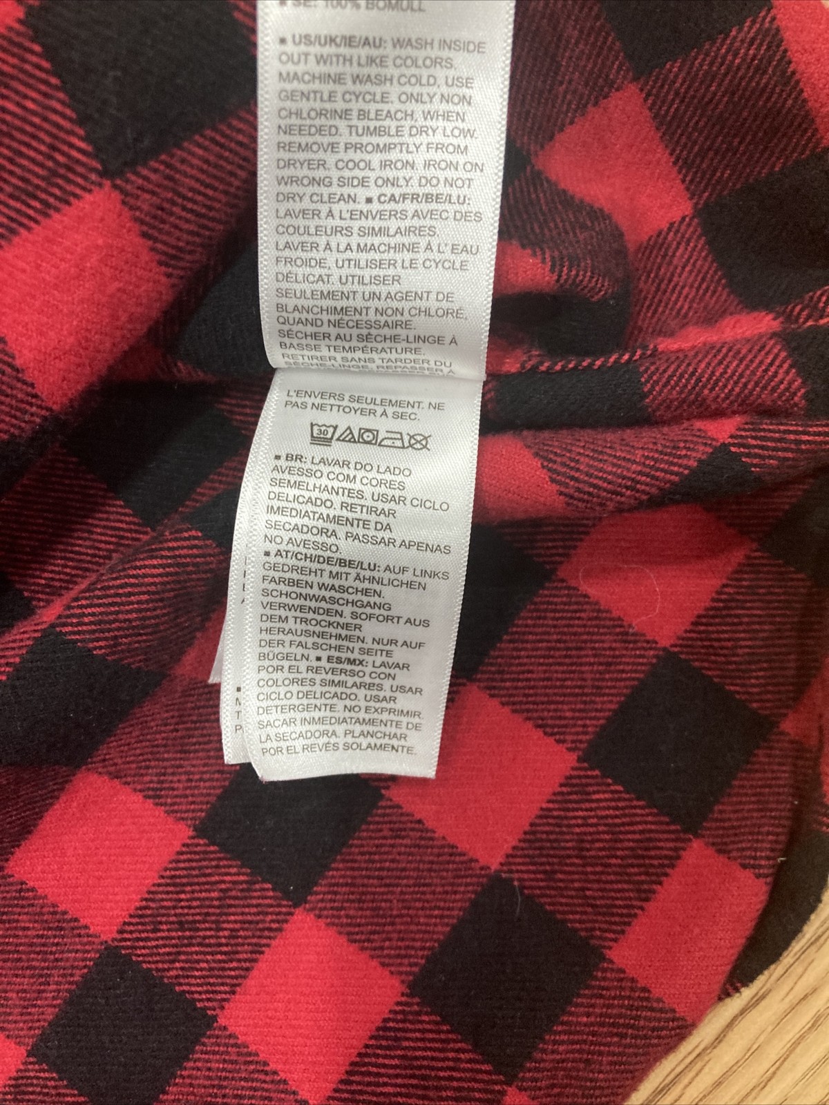 Amazon Essentials Mens Button Down Red/Black Plai… - image 6