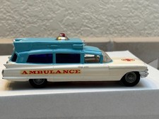 CORGI TOYS No. 437 SUPERIOR AMBULANCE On CADILLAC CHASSIS Blue White Gt. Britain
