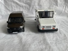 Kinsmart UPS Mercedes Sprinter & USPS LLV Die...