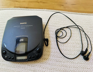 Working SANYO CDP 450 Digital Anti Shock CD Player Sound Equalisation Black