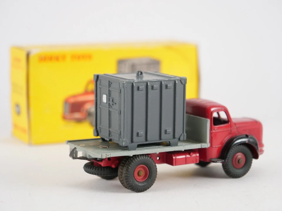 Dinky Toys F n° 34B BERLIET camion plateau avec container en boite - Photo 2/4