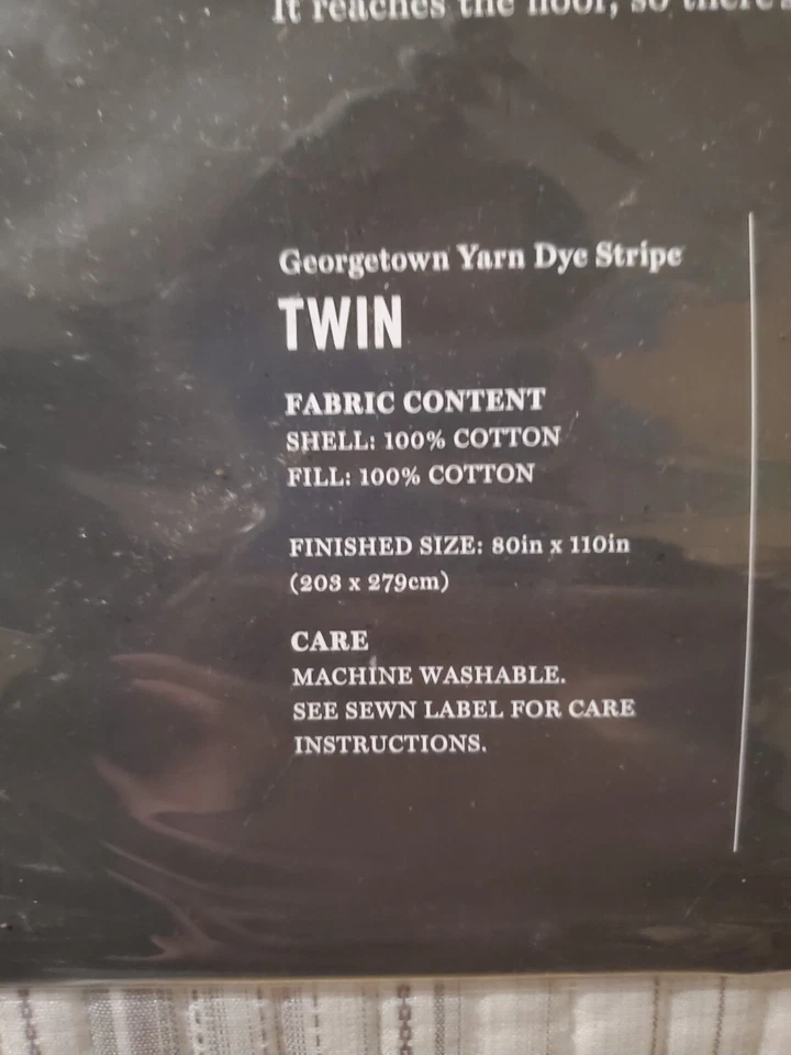 Colcha Martha Stewart Collection Georgetown, doble gris Foto 4 de 4