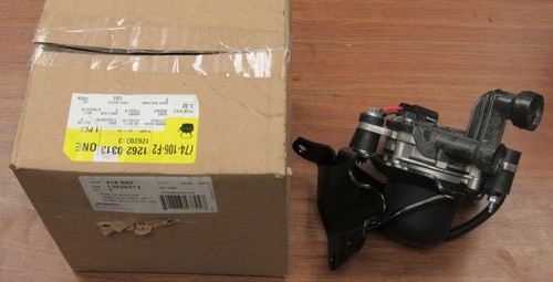 New ACDelco GM OEM 215-660 12620313 Secondary Air Injection Pump - Picture 2 of 2
