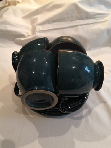 4 x Denby Greenwich Green, Footed, Teacups Tea Cups and Saucers - Picture 2 of 4