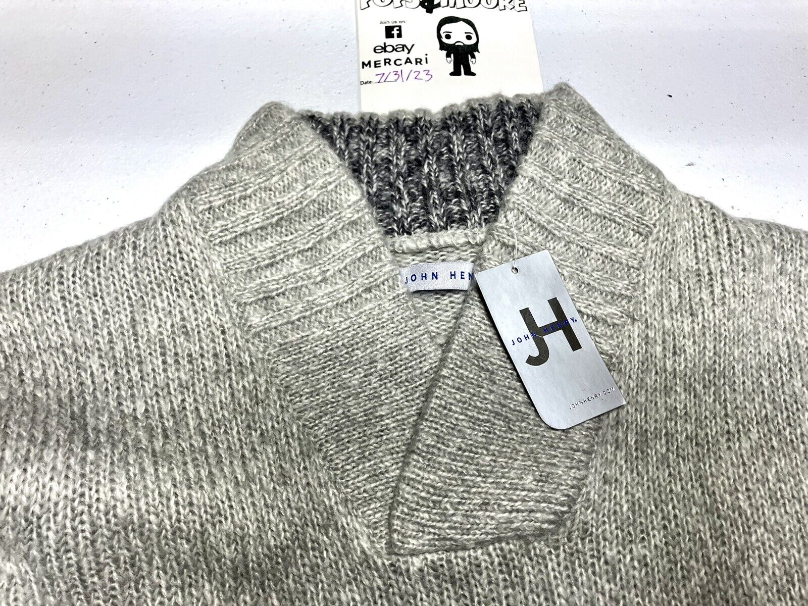 John Henry Men’s Ash Sweater Size Small NWT