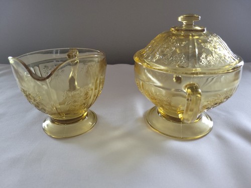Federal Glass Sharon Cabbage Rose Creamer & Sugar Amber Yellow Depression Glass - Picture 4 of 12