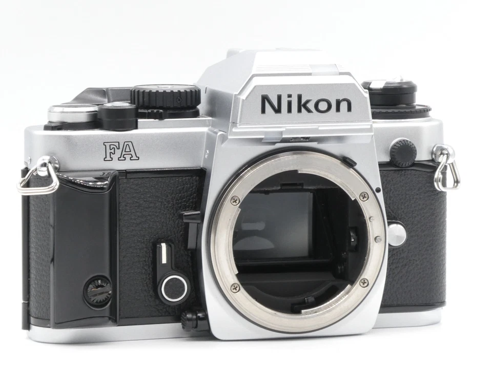 Honeycomb Shutter TOP MINT Strap Nikon FA Silver 35mm SLR Film Camera dal... - Immagine 3 di 4