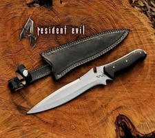 Jack Krauser Knife Replica Resident Evil Replica knife with Fancy Leather Sheath