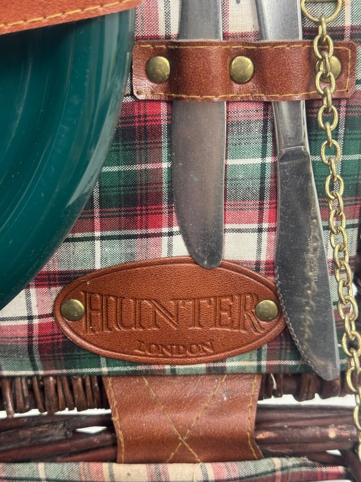 Hunter London Wicker Picnic Basket & Accessories eBay