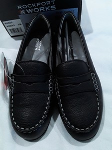 rockport women's slip resistant shoes