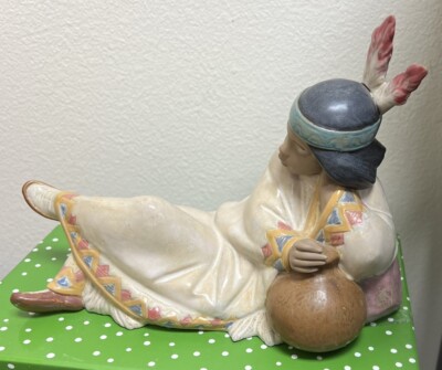 Lladro 2399 Little Brave Resting Retired Original Grey Box! Gres! Rare!!