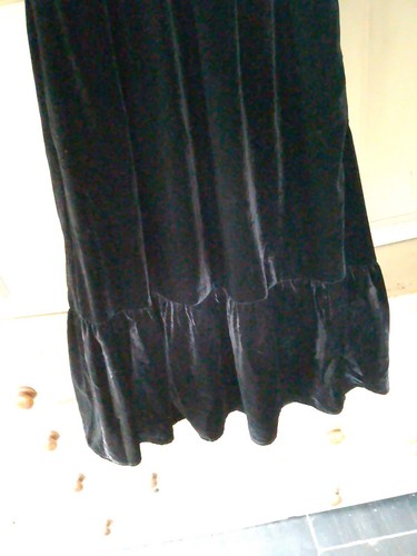 Nomads Crushed Velvet Dress Black 3/4 Sleeve Midi Length Tier Fit UK10 Vgc Goth - Picture 3 of 6