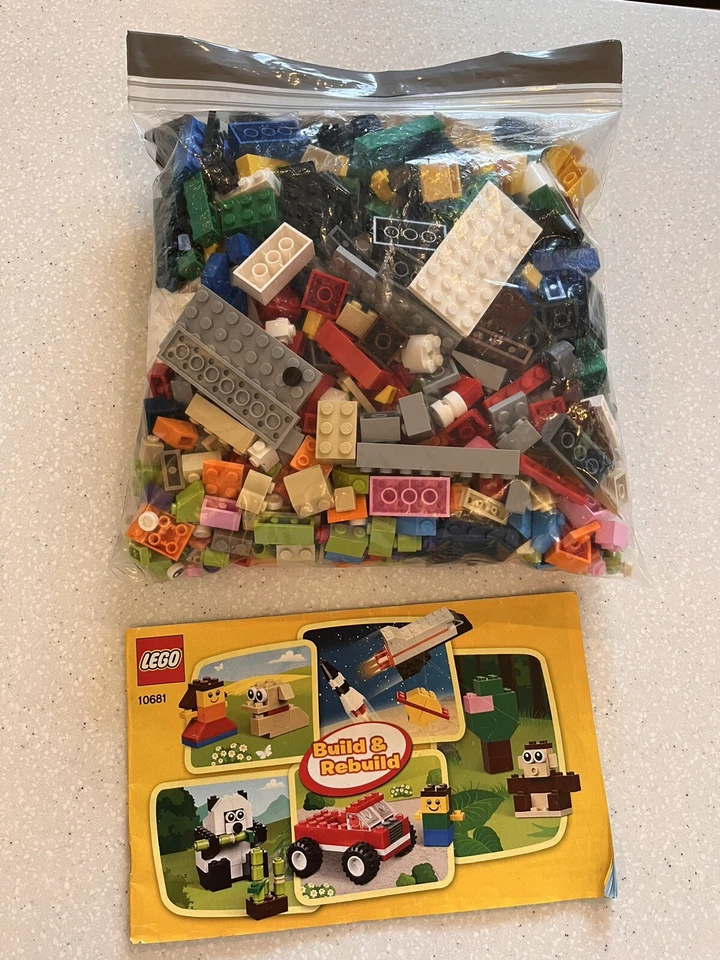 LEGO 10681 Creative Building Cube, photo 1 of 3