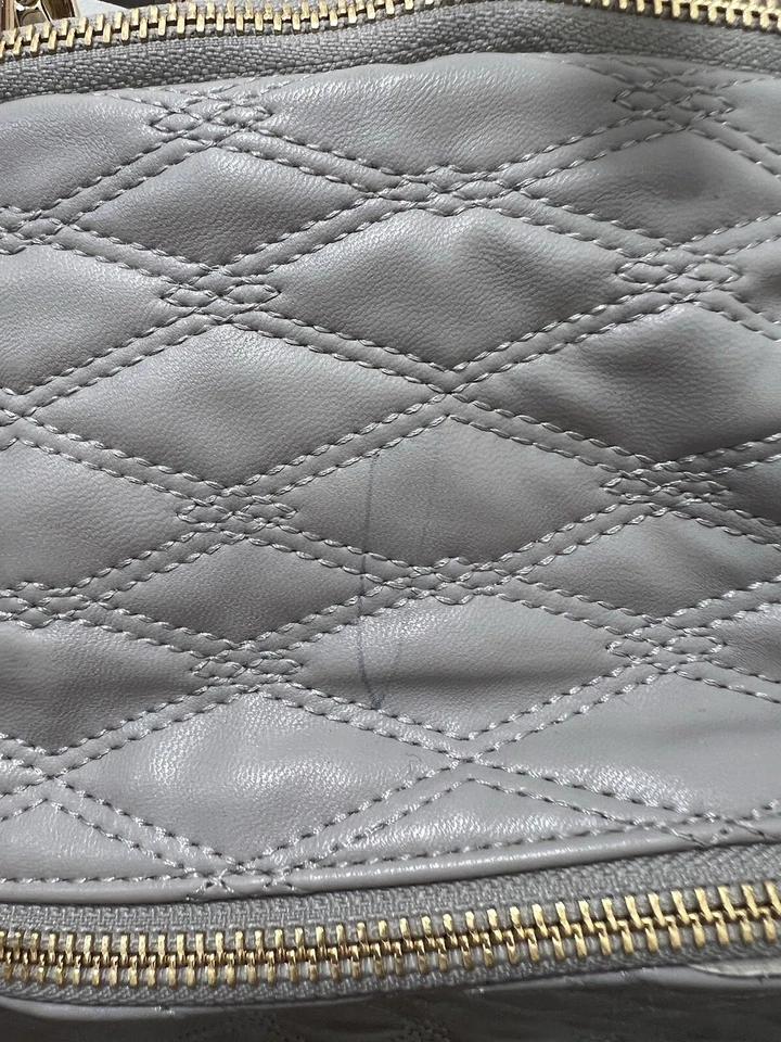 Mochila acolchada DNKY  Foto 4 de 4