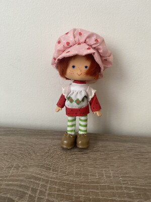 Poupée Charlotte Aux Fraises (Strawberry Shortcake) N°S399 – Très Bon état
