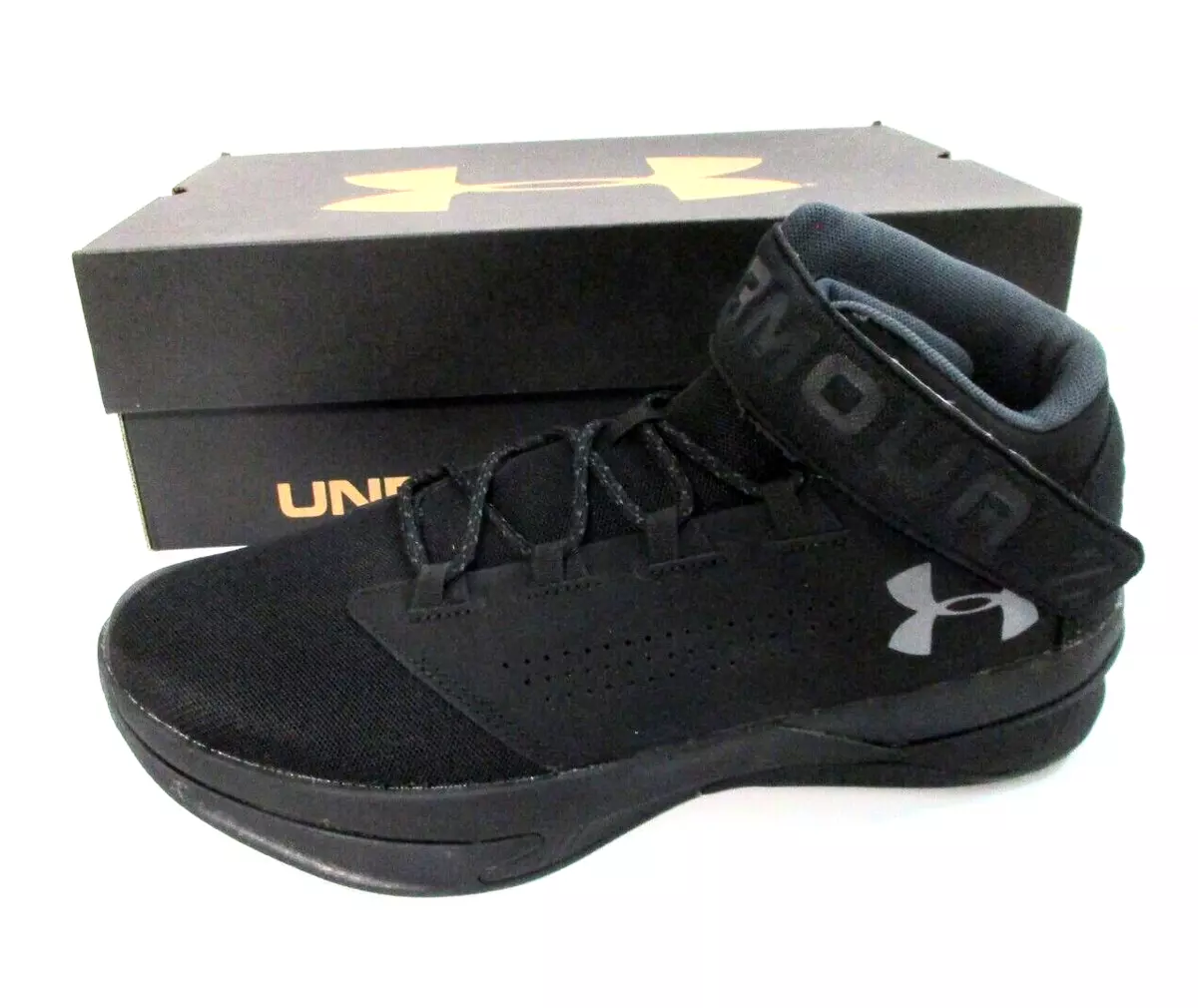 Under Armour Men s Black GET B ZEE Shoes