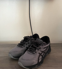 ASICS Gray/Black Lace-Up Low Top Athletic Sne...