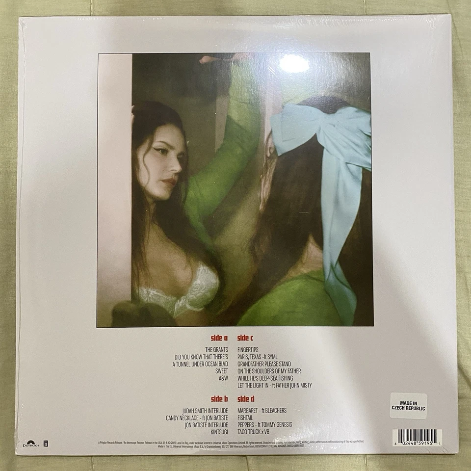 [Green Vinyl] Lana Del Rey Did You Know That There's a Tunnel Under Ocean Blvd - Image 2 of 3