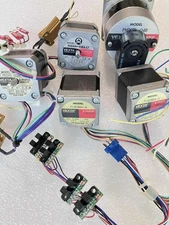 LOT OF 5 VEXTA Stepping Motors  2 And 5 PHASE