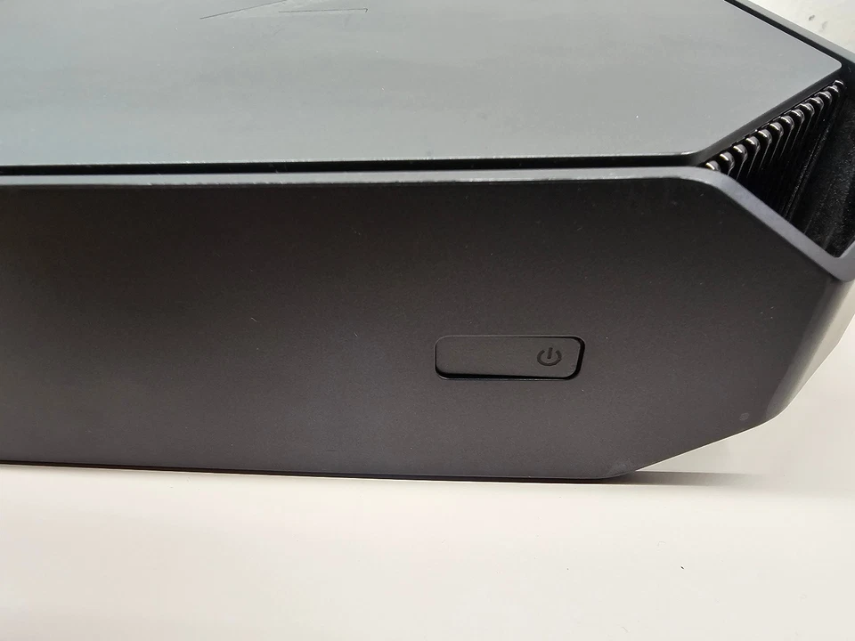 HP Z2 MINI G4 WORKSTATION INTEL XEON E2176G 32GB SSD 512GB NVIDIA RICONDIZIONATO - Immagine 4 di 4