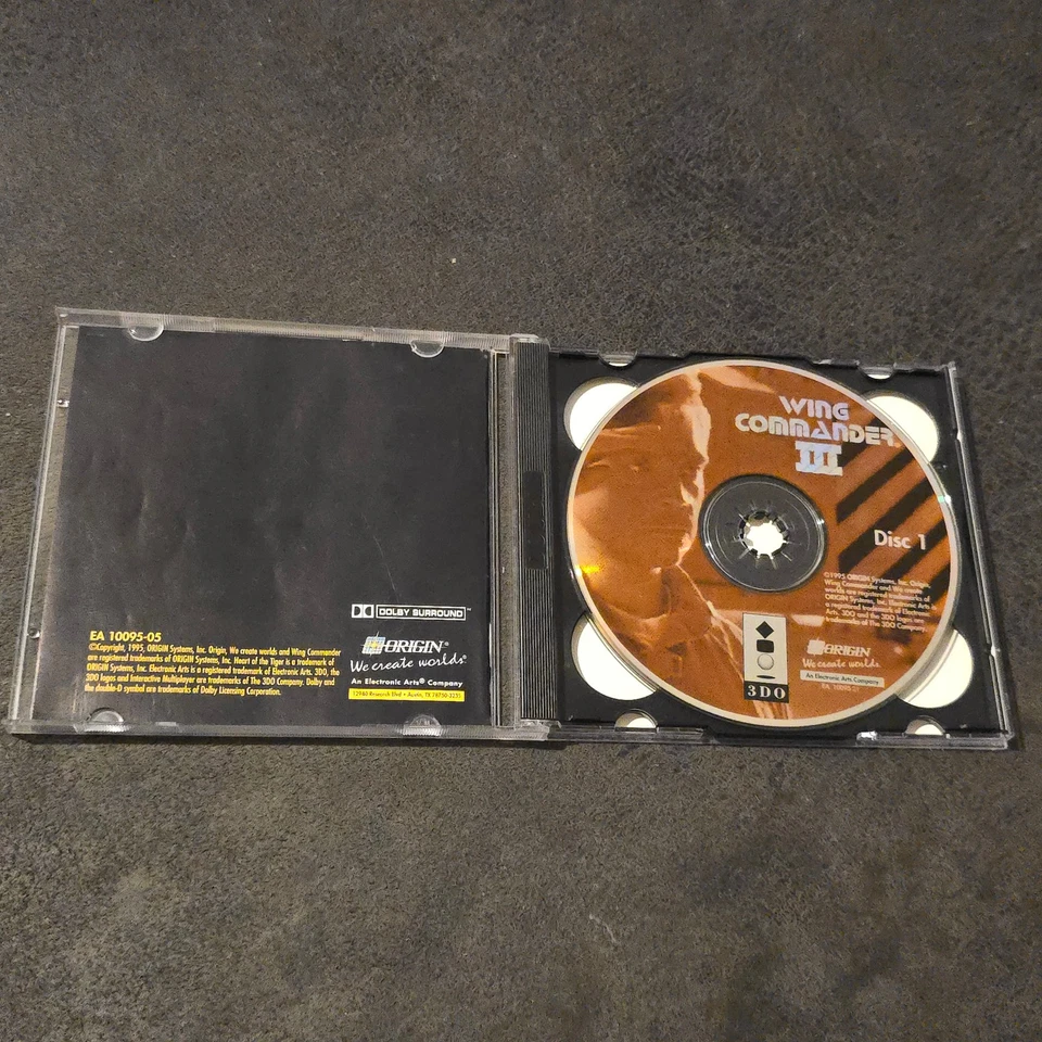 Wing Commander III: Heart of the Tiger (3DO) Discs 1 & 2 w/ Manual Playguide - Image 4 of 4
