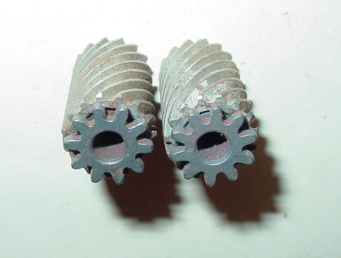 Vintage Boston Hunt Pencil Sharpener Model L Everhandy