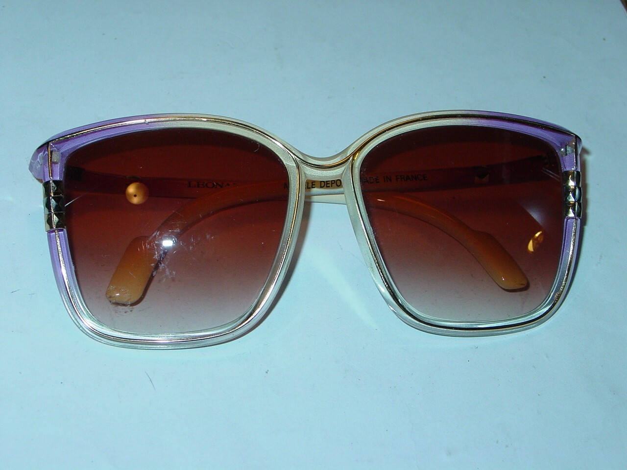 1980s Vintage Retro New Wave Sunglasses Plastic Summer Frame B-3-image