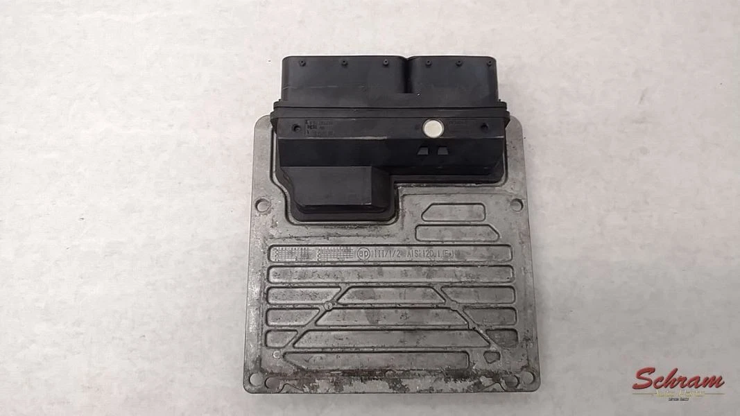 Engine ECM 203 Type C230 ID 2711539379 Fits 02-05 MERCEDES C-CLASS  