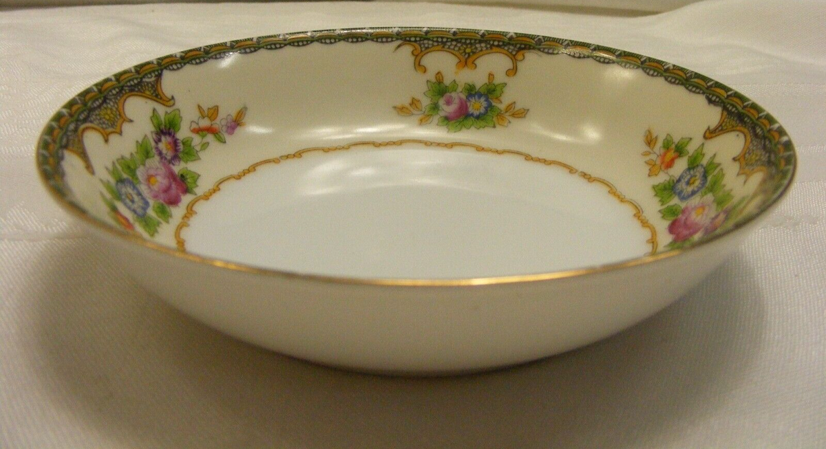 Vintage Meito China Hand Painted Made in Japan Floral Design Berry
