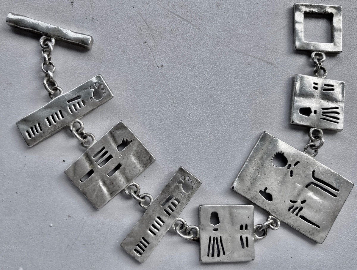 Bracelet En étain Argenté BICHE DE BERE Numéroté 39/489 - Pièce Limitée, état Parfait, Style Moderniste
